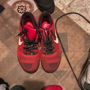 Nike Kobe 9 Elite University Red “Glow in Dark”